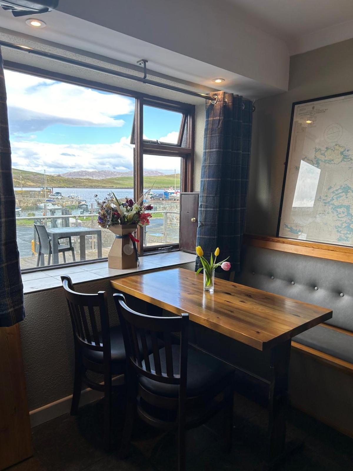 Oliver'S Seafood Bar, Bed & Breakfast Cleggan Extérieur photo